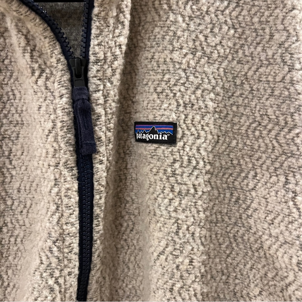 Patagonia Men’s Zip up fleece jacket - Picture 2 of 5